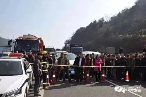 船湾吃瓜群众事件视频,一场网络热议的围观与反思