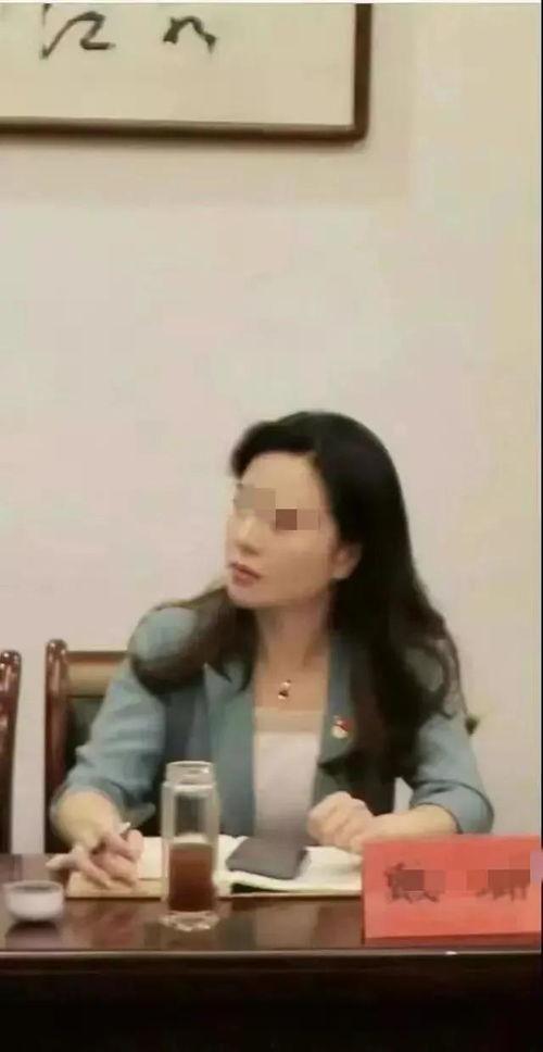 三位美女吃瓜事件视频大全,视频大全揭秘幕后真相